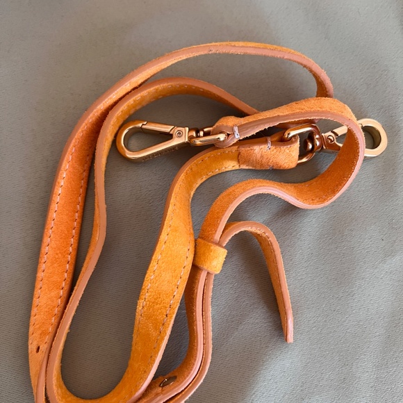 JACQUEMUS Le Chiquito Moyen Bag in Orange Suede - Picture 6 of 9